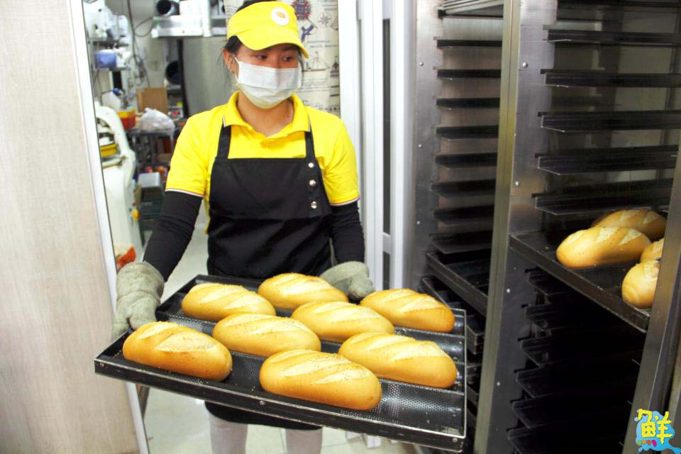 前鎮必吃異國美食! 娜娜越南法國麵包 超搶手賣完就打烊