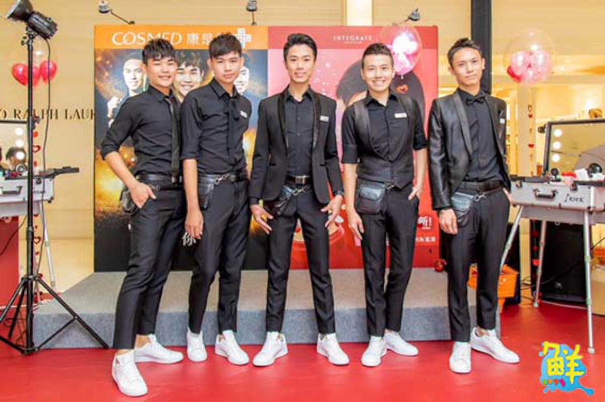 康是美首創第一個彩妝師SHINE天團