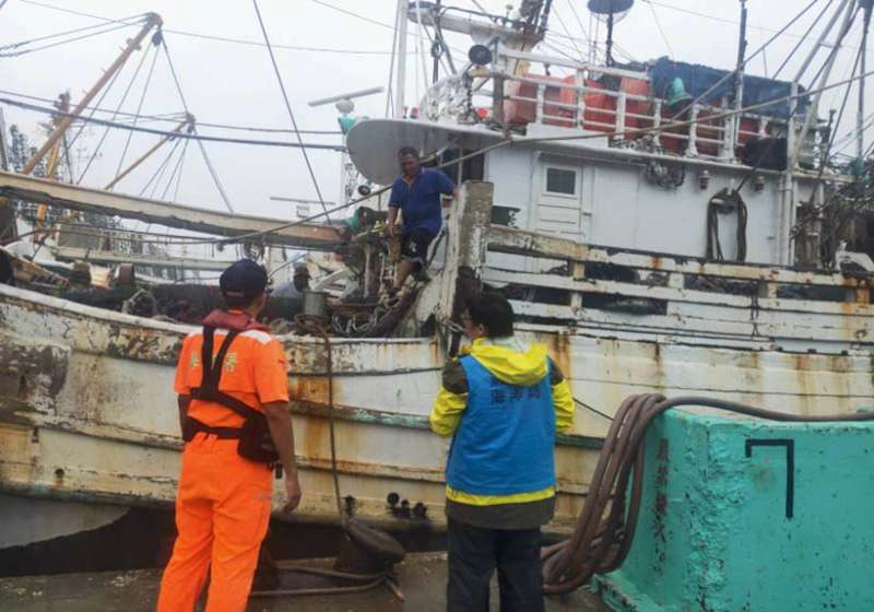 因應梅雨及颱風季 高市海洋局加強宣導防汛及登革熱防治