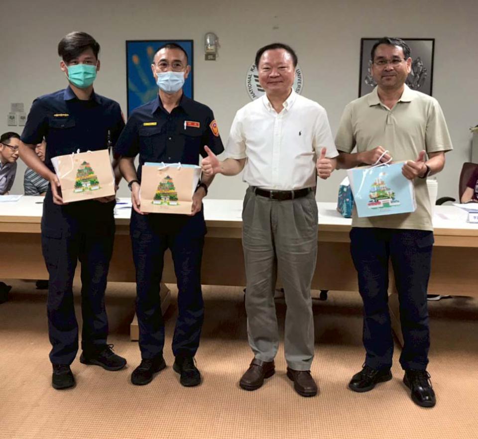 高師大防災會報暨校園安全會議 感謝營造商捐贈公務機車及安全帽