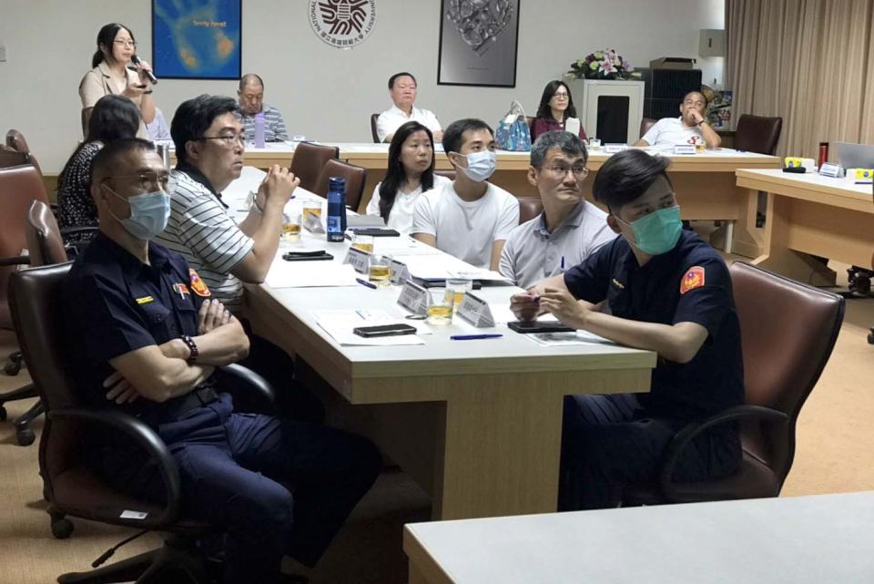 高師大防災會報暨校園安全會議 感謝營造商捐贈公務機車及安全帽