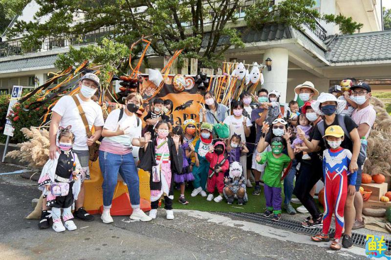熱鬧十月就到柳營尖山埤狂歡趣! 以萬聖造型、國慶藍白紅穿著入園免門票