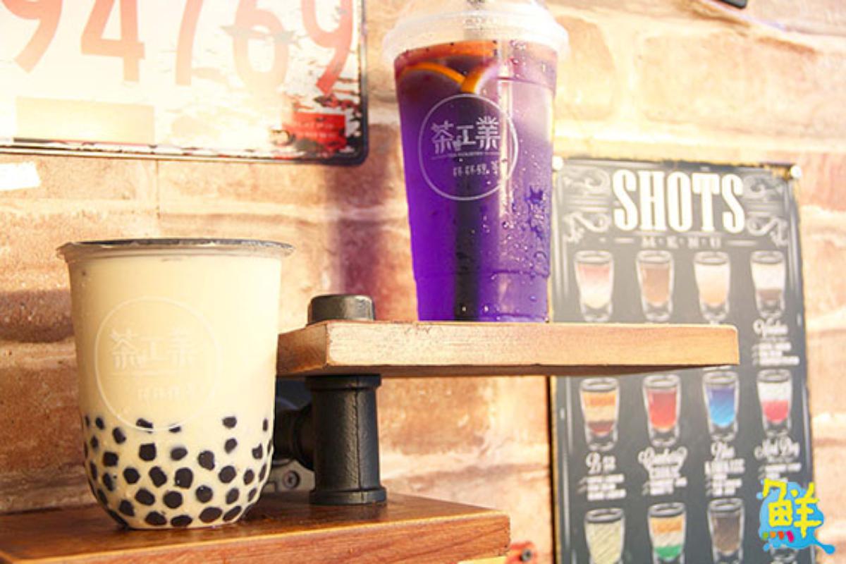 【茶工業-瑞隆店】跟著少女喝飲料~ 超療癒氣泡飲好夢幻 跟風黑糖鮮奶熱潮!QQ黑糖波霸鮮奶發燒中