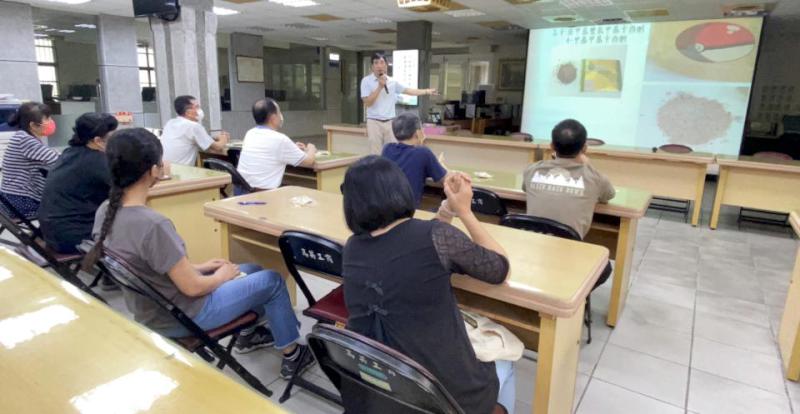 高英工商112年暑假校務暨教師專業精進研習 各科禮聘專家助教師強化教學力