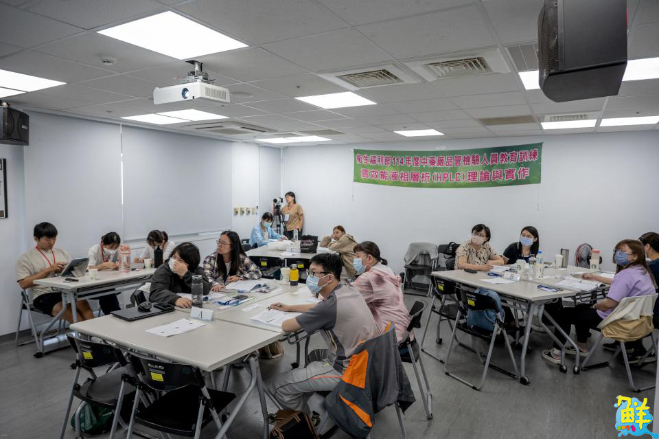 守護用藥安全 嘉藥分析檢測基地引領中藥品質升級