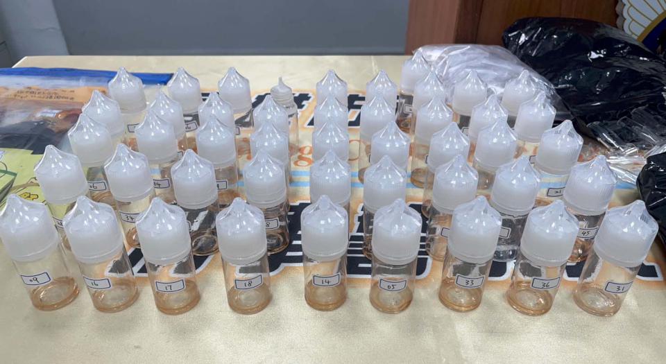 高市刑大會同左營警突擊鼓山、仁武區 破租屋藏毒機動販賣集團逮6人送辦