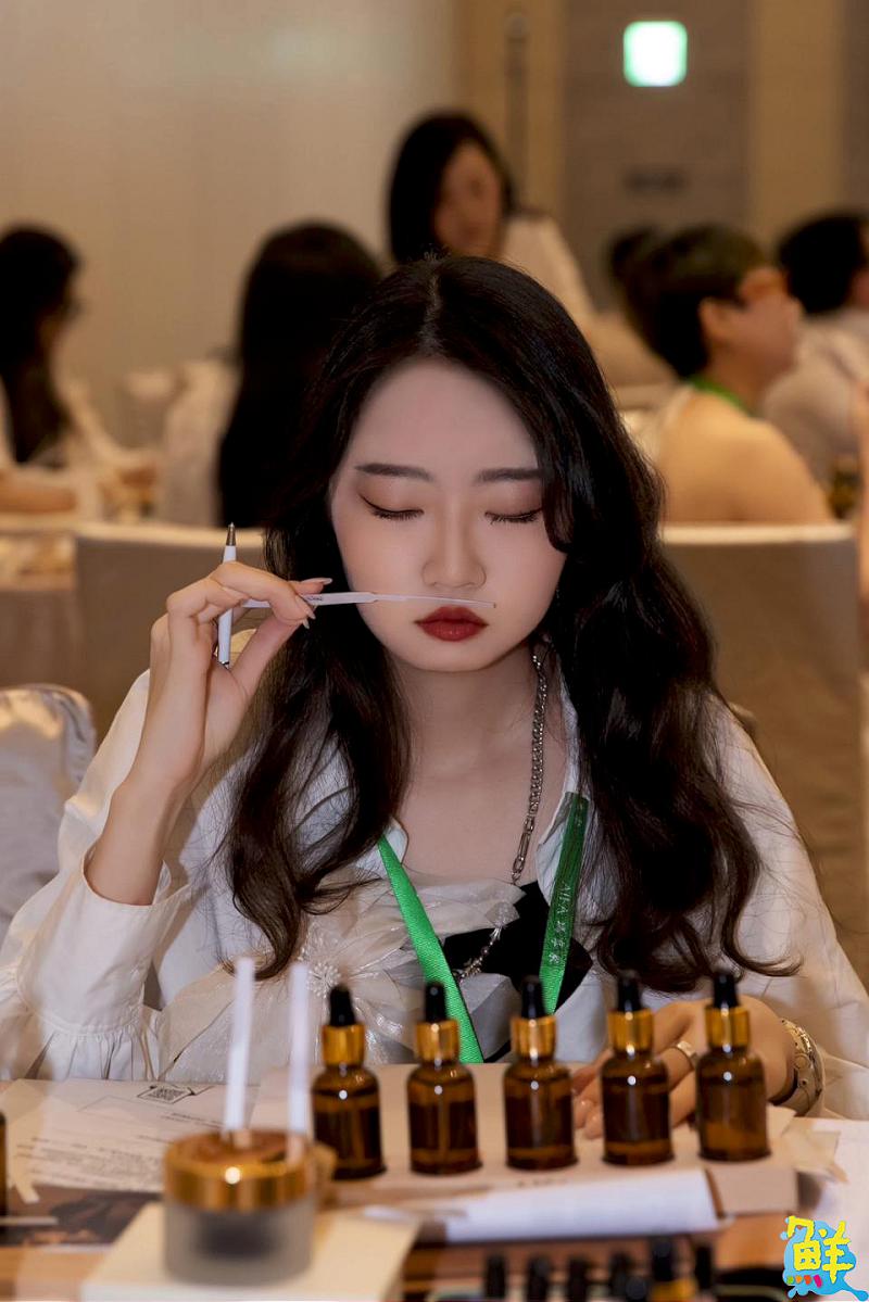 為國爭光!嘉藥粧品雙星奪2025 AIFA國際調香大賽冠季軍