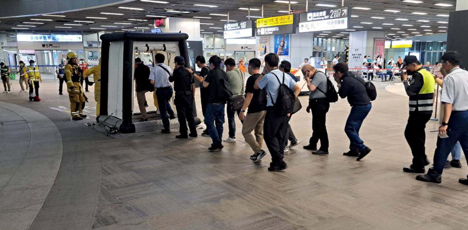 高捷攜手9單位前進高雄車站模擬毒化物攻擊 強化緊急應變量能