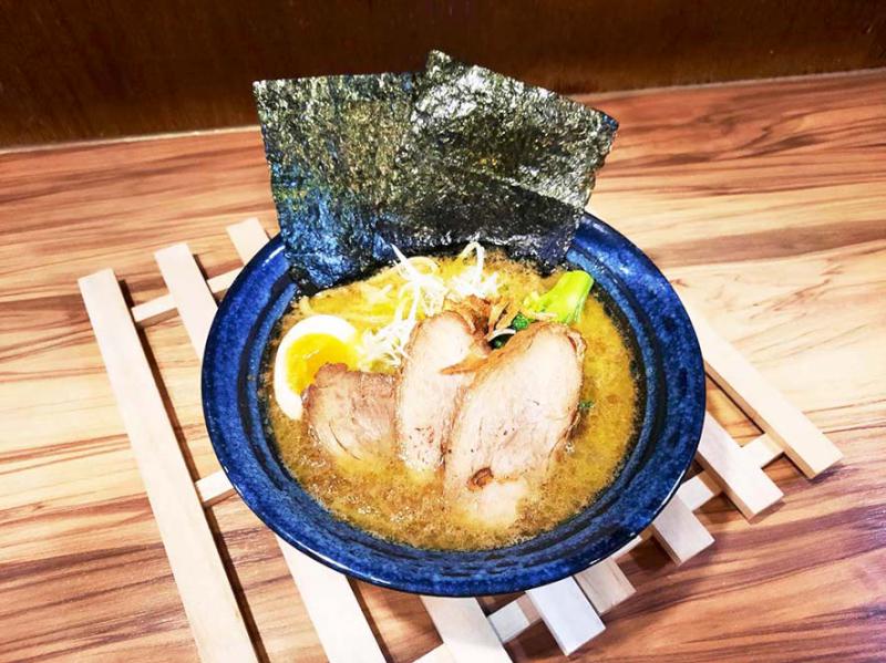 圈粉無數的好滋味 『麵處小林』 師承橫濱家系的正宗日本拉麵就在高雄