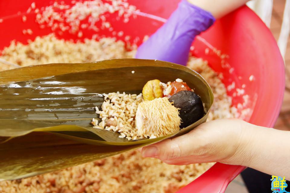 預約限定!傳承自媽媽手包的溫度 葉媽媽古早味肉粽.素食粽 鼓山飄香卅餘年