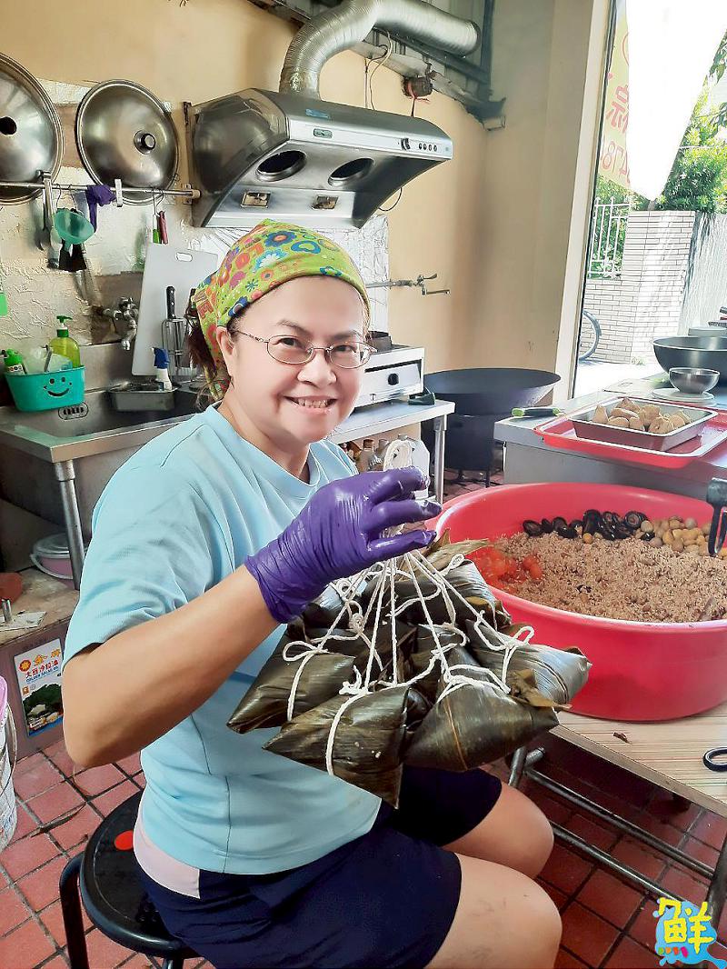 預約限定!傳承自媽媽手包的溫度 葉媽媽古早味肉粽.素食粽 鼓山飄香卅餘年