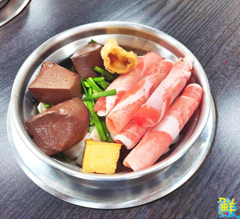 秋冬首選鍋物 新上海臭臭鍋 楠梓益群店 百元平價超澎派保證吃到爽