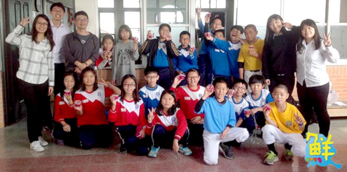 義大營養系師生攜手屏東玉田國小 設計專屬教案寓教於樂宣導食安