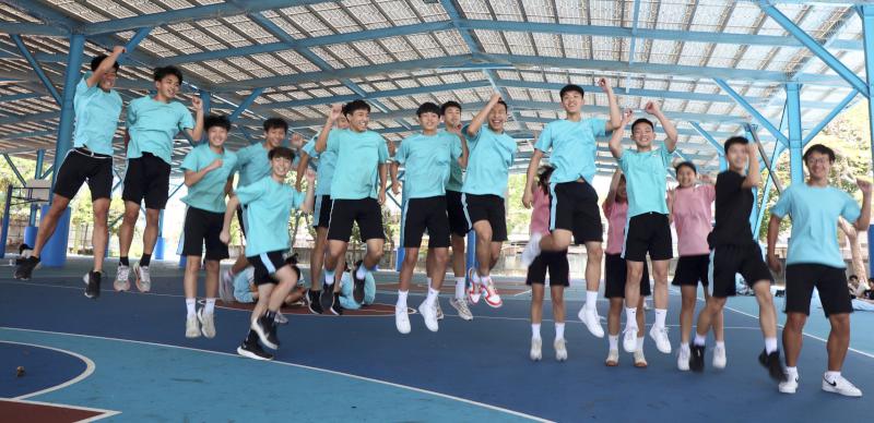 112年國中會考第二天高雄考區669人缺考傳7件違規 21所所考場加強環境清消