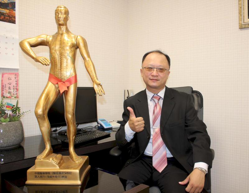 翰林中醫診所喬遷六合二路開幕 空間擴充質感升級盼嘉惠更多病友