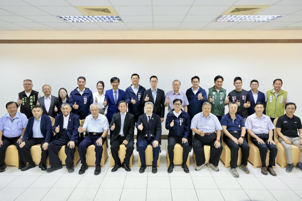 經濟部長龔明鑫訪高與扣件等產業代表座談 陳其邁：續攜手中央助攻業者轉型加值產品