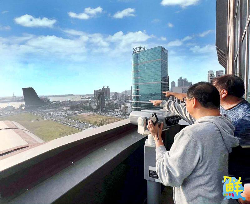 高雄85大樓隱藏景點 百萬港景咖啡廳 引爆打卡熱潮