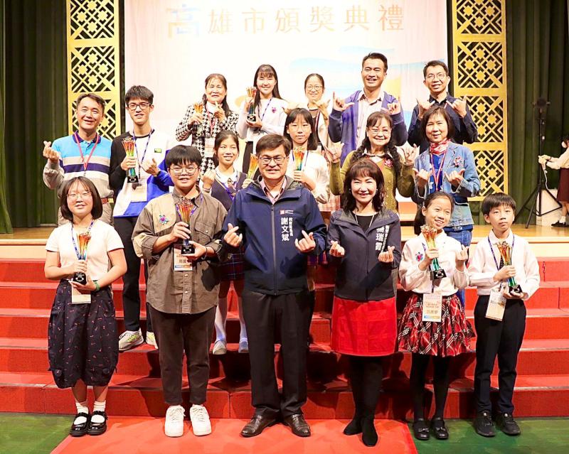 112年全國語文競賽高市45名選手、1團隊同獲特優 教育局前進中山工商頒獎嘉勉