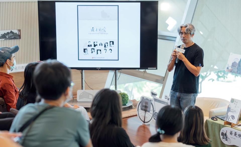 高市圖第二屆好繪芽獎獲獎繪本《若是咧送批》新書分享會 作者玉米辰談創作靈感