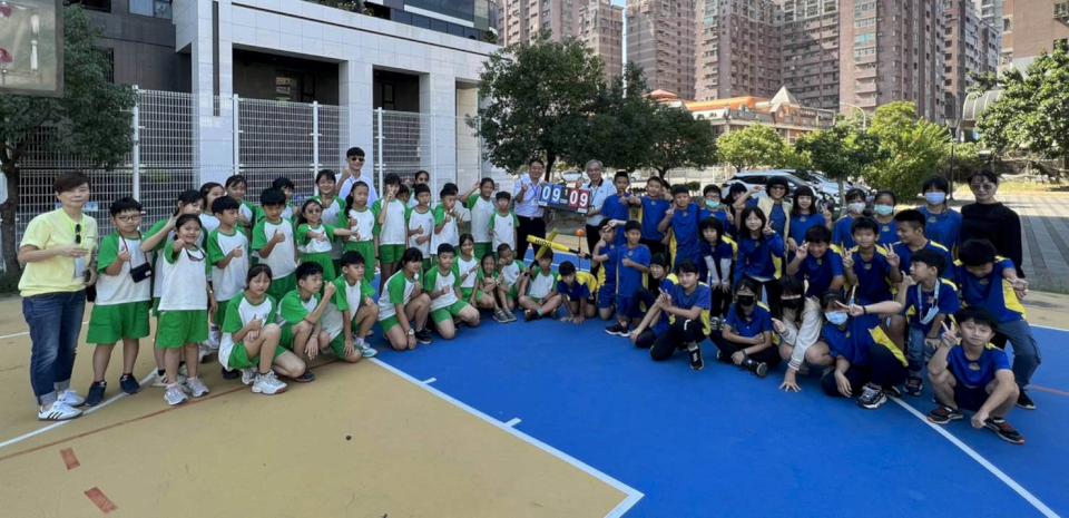 高市河堤國小喜迎創校10週年 新北市河堤國小師生參訪交流造勢加溫