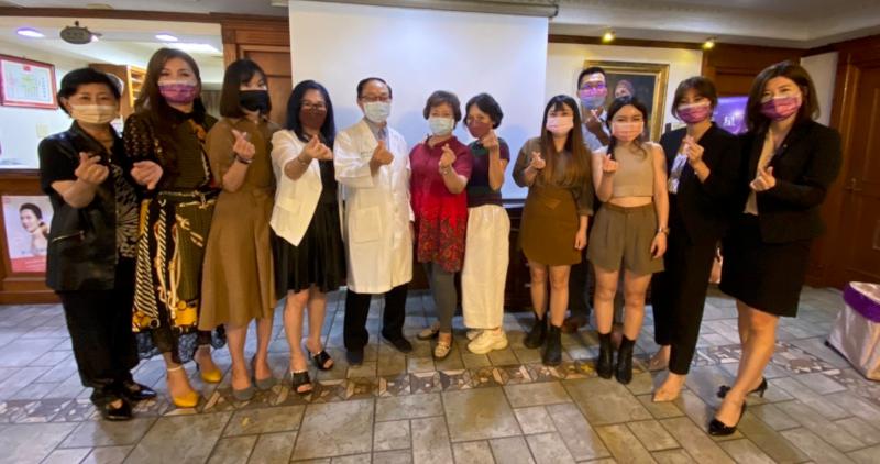 東方美容外科醫學會台灣代表曹賜斌美學院公益講座 分享提前注射整形高頻電波美膚