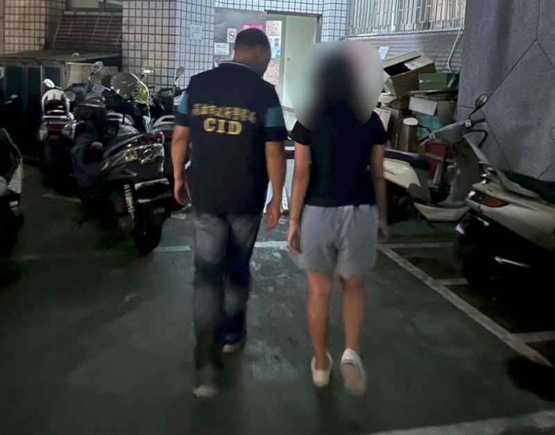 高市17歲少女迷網路交友手機遭沒收離家3天未歸 警察局少年隊積極查訪尋獲