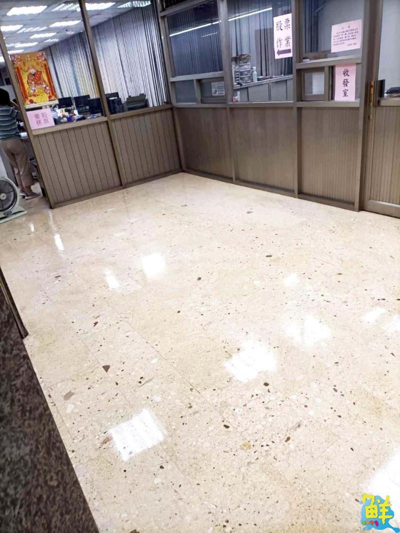 口碑真誠品牌 澄明環境清潔 貼近人心的專業服務 共創澄淨明亮未來