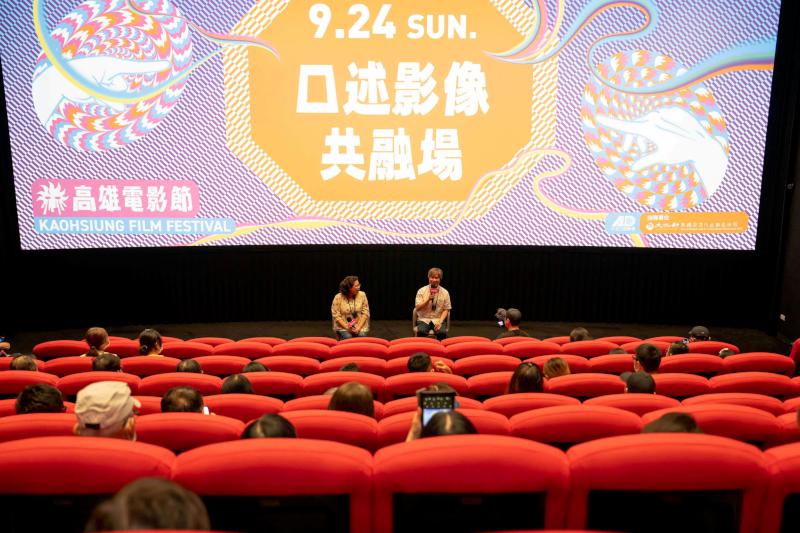 2國片附掛口述影像設備暖身2023雄影 映後座談場外快閃理髮廳義剪服務障友