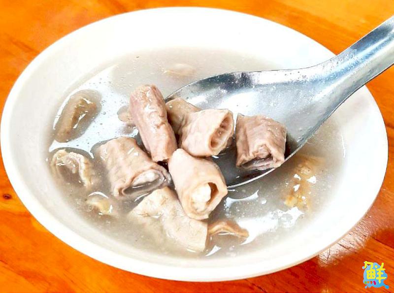 饕客激推!前金傳統小吃 榮豐店肉圓米糕 飄香三代歷久彌新 銅板價大大滿足