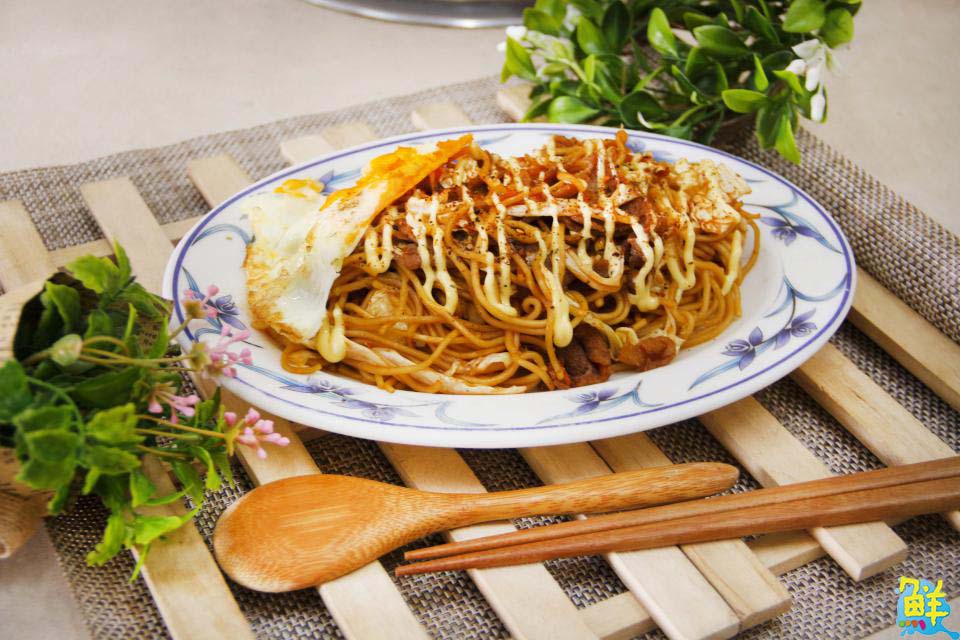 從午餐下午茶到晚餐 鹹甜美味不斷電 大寮日式炊飯&現烤甜甜圈