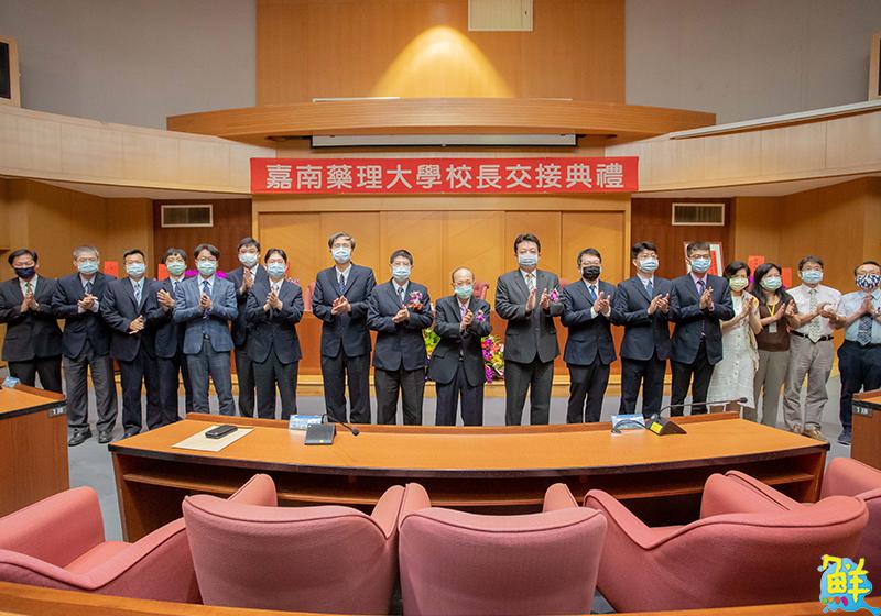 李孫榮學經歷豐富 榮任嘉藥新校長