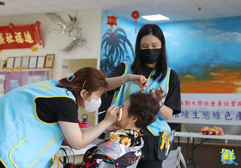 嘉藥妝品系舉辦“嘉”內的公公婆婆 “藥”您漂亮的回憶 讓長者重溫青春的美好