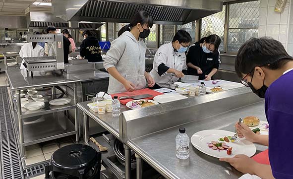 中山工商112年11特色群科招生295人 4月22日術科考學生家長參與說明會