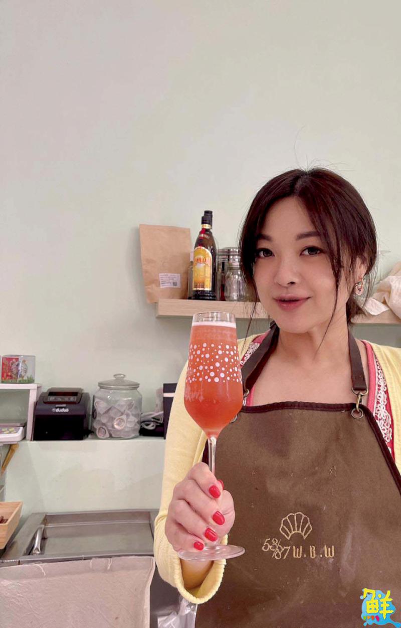 勇往直前的斜槓旅程 黃郁雯(薇妮) 帶著樂於分享的靈魂走出生命新光輝